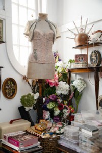 VINTAGE VIGNETTES