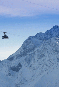 SNOWBOUND SPLENDOUR IN AUSTRIA