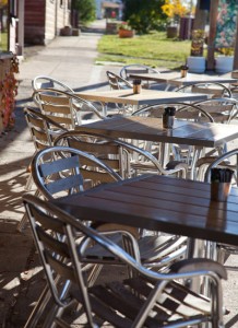 outdoor-dining