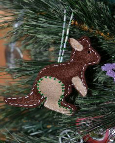 Kangaroo-Christmas-tree-dec