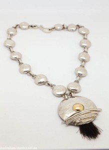 Outback jeweller 9