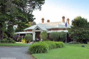 Heritage home 9