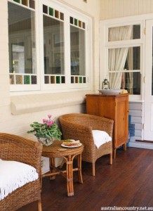 A COLOURFUL SYDNEY HOME