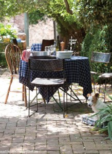 AN AUSSIE GUEST HOUSE 3