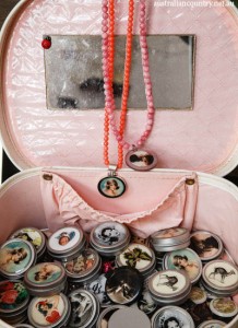 VINTAGE-JEWELLERY-DESIGNER