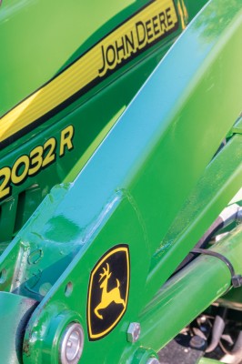 John Deere 9