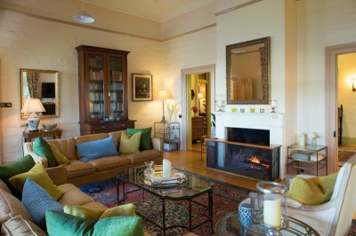 a bush haven lounge room