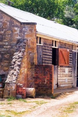 Koonowla history barn