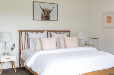 Golden opportunities bedroom