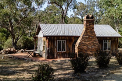 Diamondvale Cottage brick cottage stay