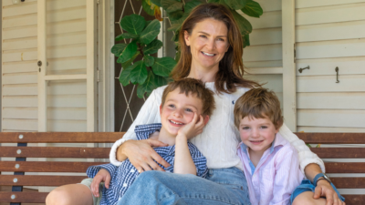 Family with Mum and 2 Kids